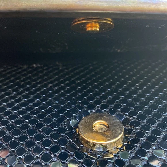 Black Sequin clutch bag w/attached chain for that special date-night. Nice size - Picture 6 of 10